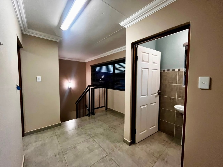 4 Bedroom Property for Sale in Boschdal North West